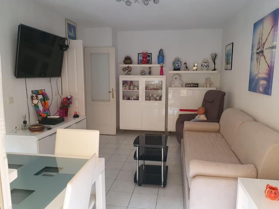 Appartement Yoyo. 芒通 外观 照片